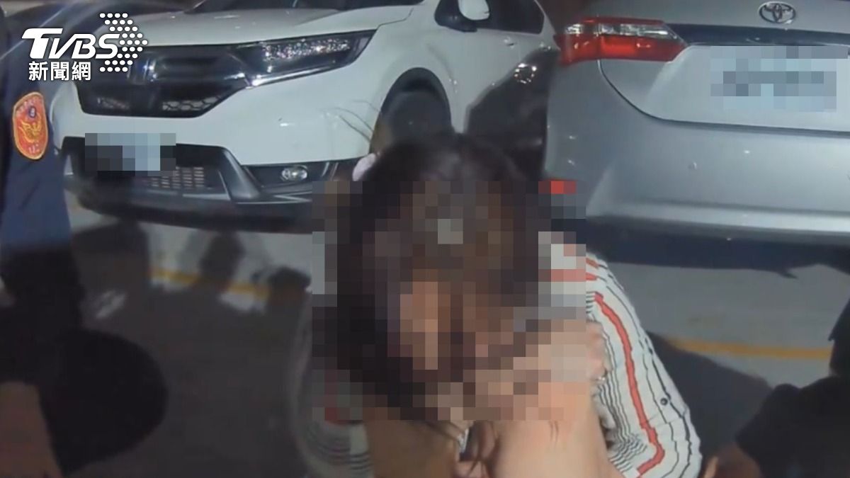 扯！新北通緝女犯崩潰痛哭遭逮　未滿1歲男嬰被遺忘在車上