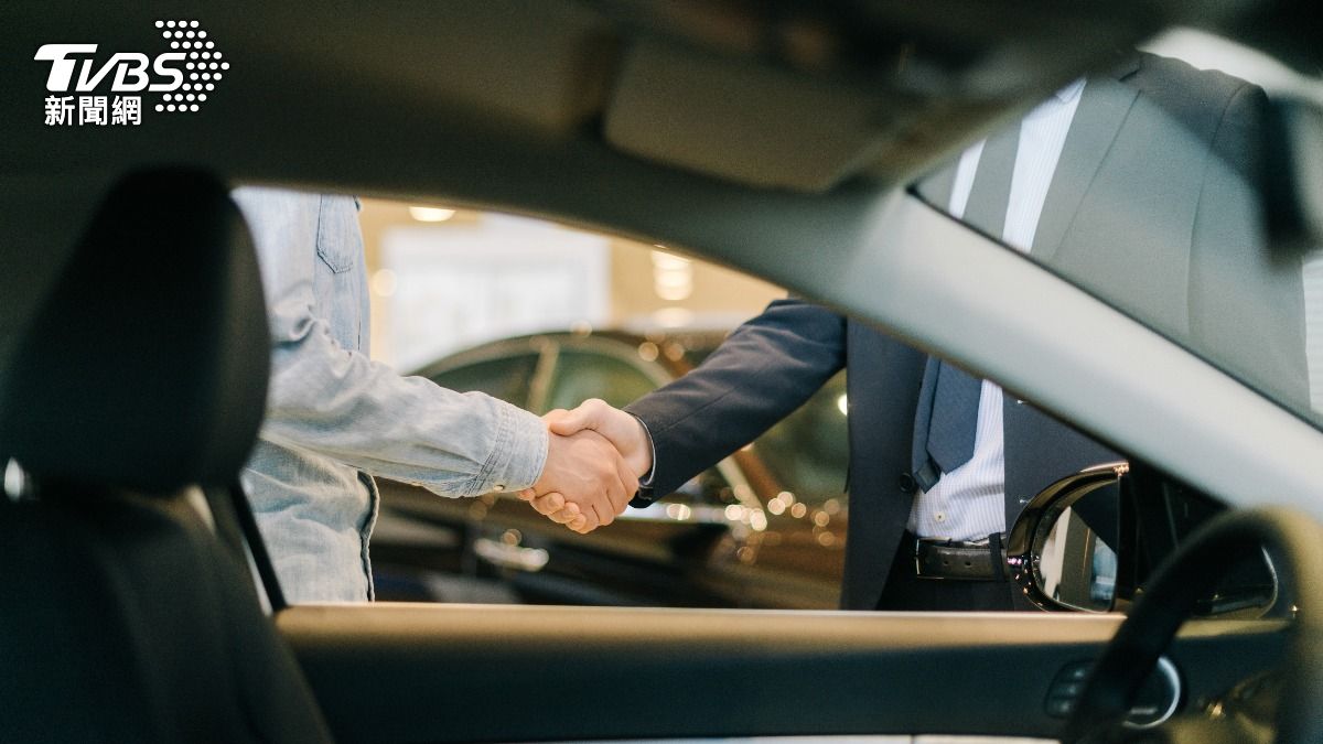 賣車業務難存錢!40歲大叔「轉這行」大翻身 買房結婚了