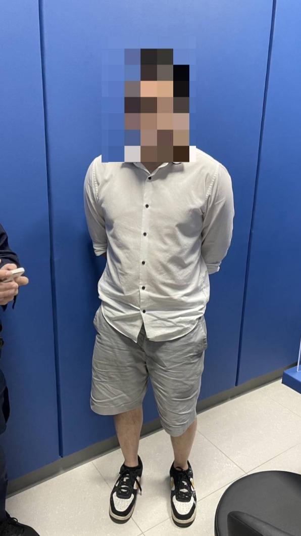 37歲連男被帶回訊問。（圖 / TVBS）