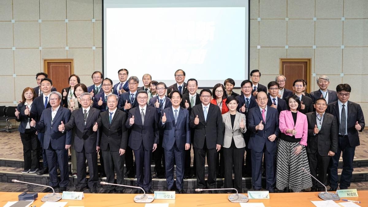 賴政府閣員聲量排行!卓榮泰才第三 「他」仇恨值最高