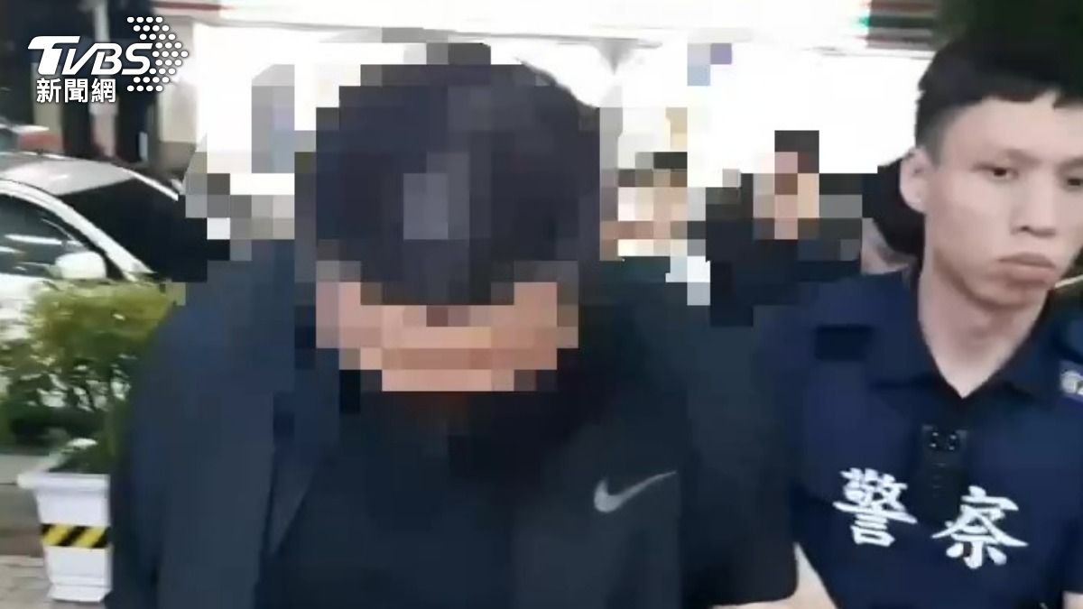 砸車惡煞遭警方逮捕送辦。(圖/TVBS)