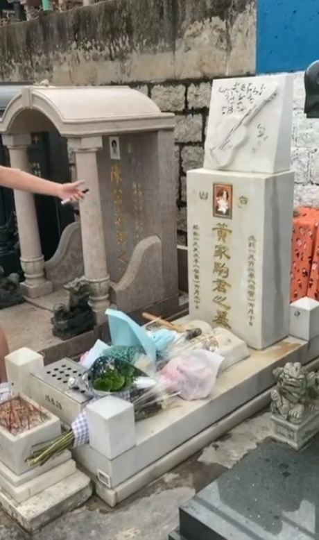 2男還爆粗口辱罵黃家駒。（圖／翻攝自影片）