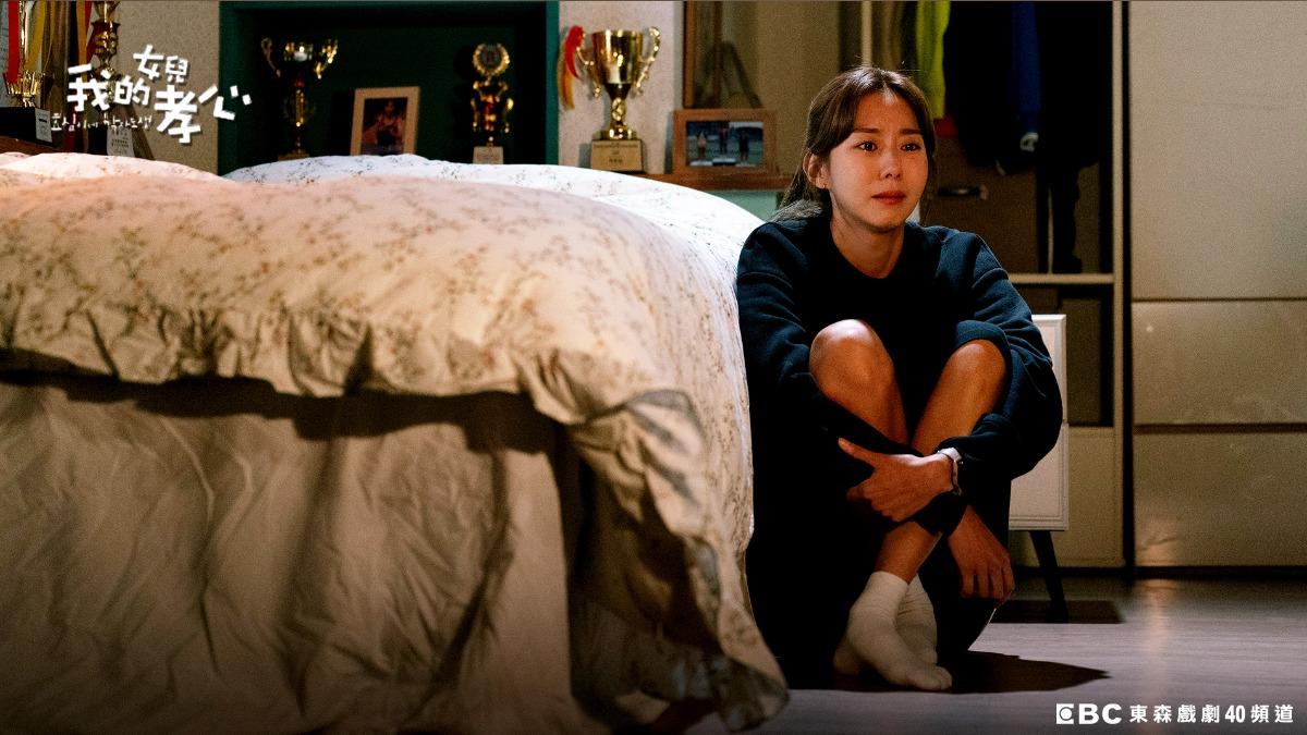 父親拋家棄子還欠巨額債務 女星扛重擔養家!為生活奔走