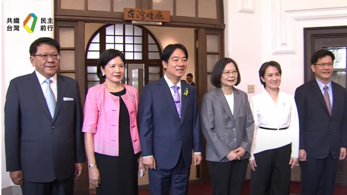 520就職/第一夫人「嫩粉套裝」曝 蕭美琴帥白西裝