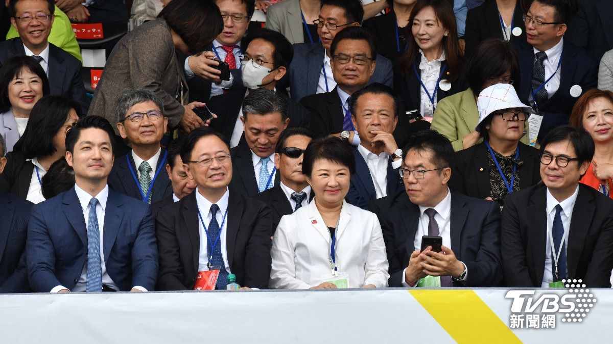 台北市長蔣萬安、桃園市長張善政、台中市長盧秀燕、台南市長黃偉哲、高雄市長陳其邁均出席。（圖／胡瑞麟攝）