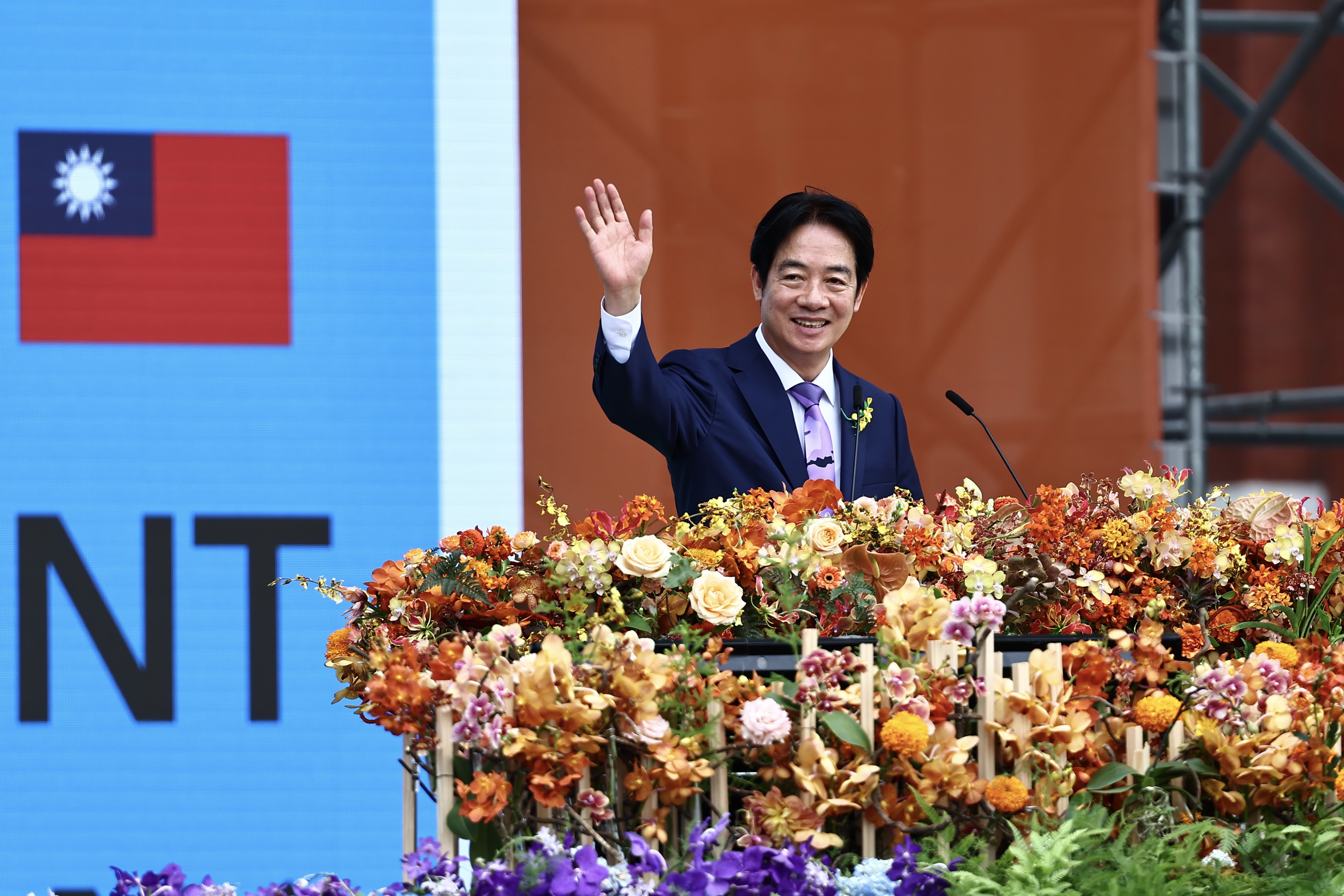 賴總統:推動第2次能源轉型穩定供電 發展多元綠能