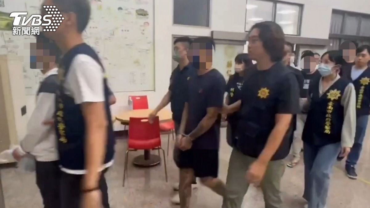 討債亂開槍!替代役男無辜中彈卻裝沒事 仍赴警分局上班