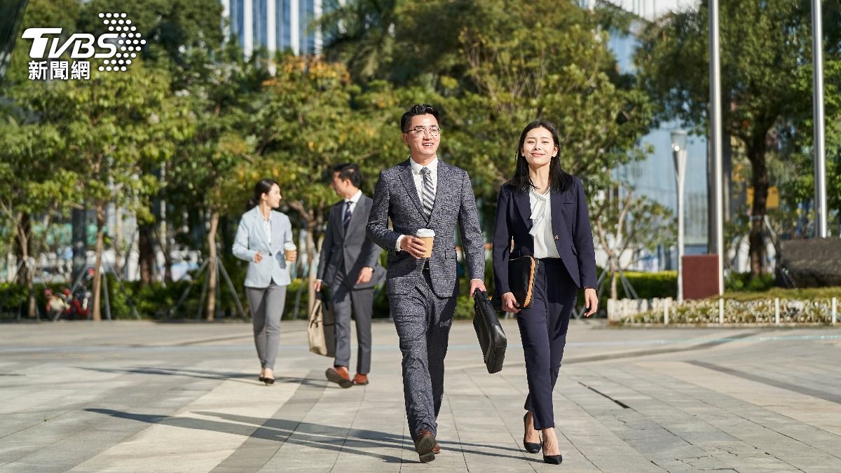 錢途>愛情!5星座「夢想衝第一」拚事業有幹勁 愛人擺第二