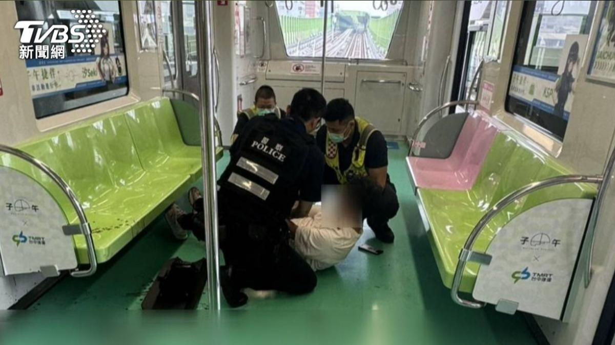 今早台中發生捷運砍人案。（圖／TVBS）