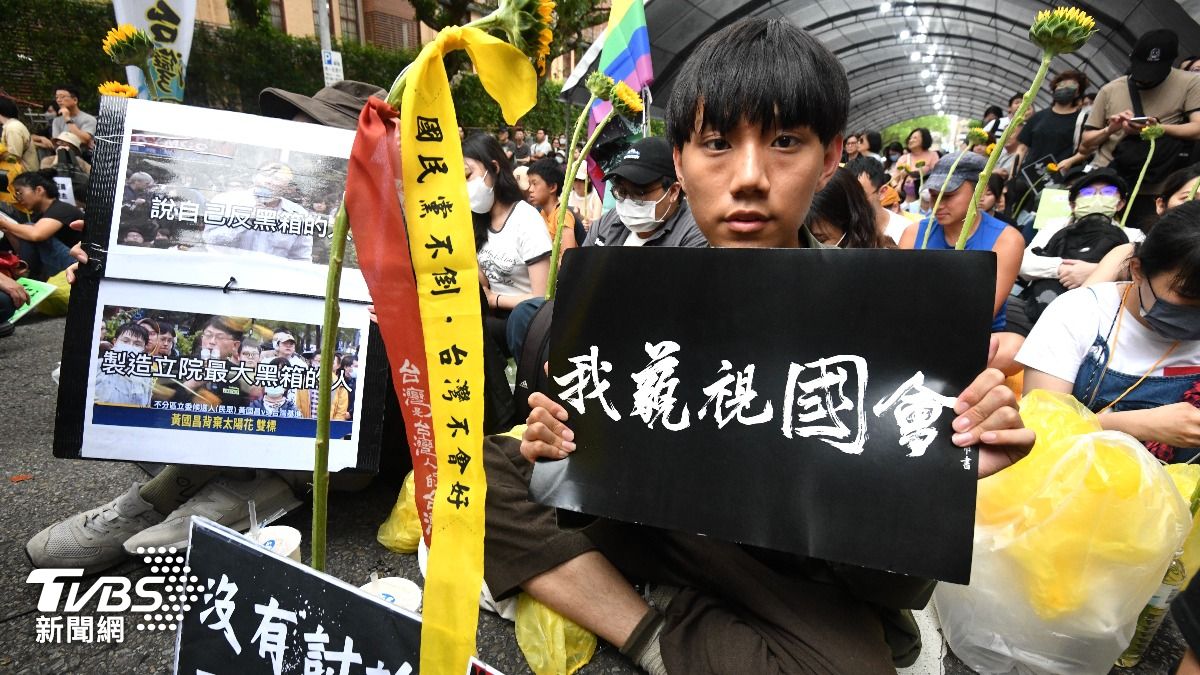 立法院外抗議民眾。（圖／胡瑞麒攝）