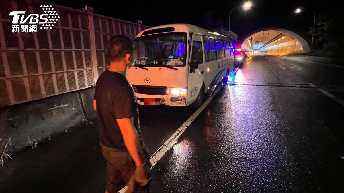 康橋交通車事故!文山隧道再度打滑「擦撞牆壁」 車上8學生情況曝光
