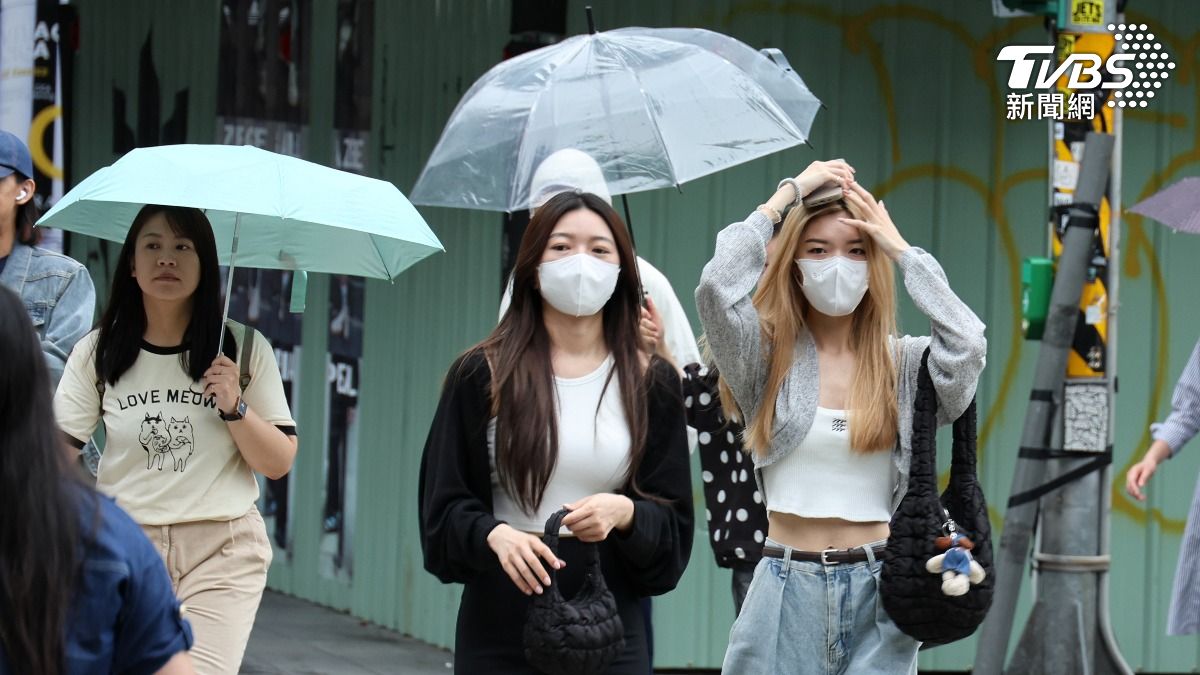 開工日天氣慘!滯留鋒徘徊「雷雨炸全台」 一整週又熱又濕