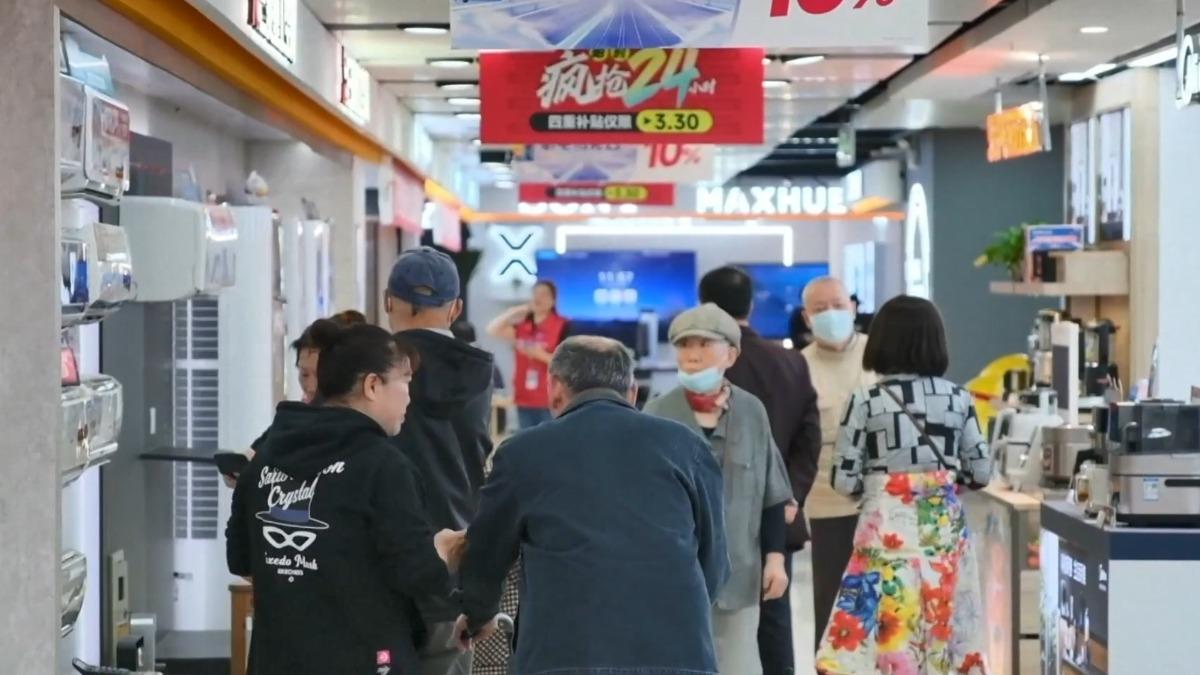 大陸電商618購物節祭流血價 蘋果iPhone15降價2成促銷