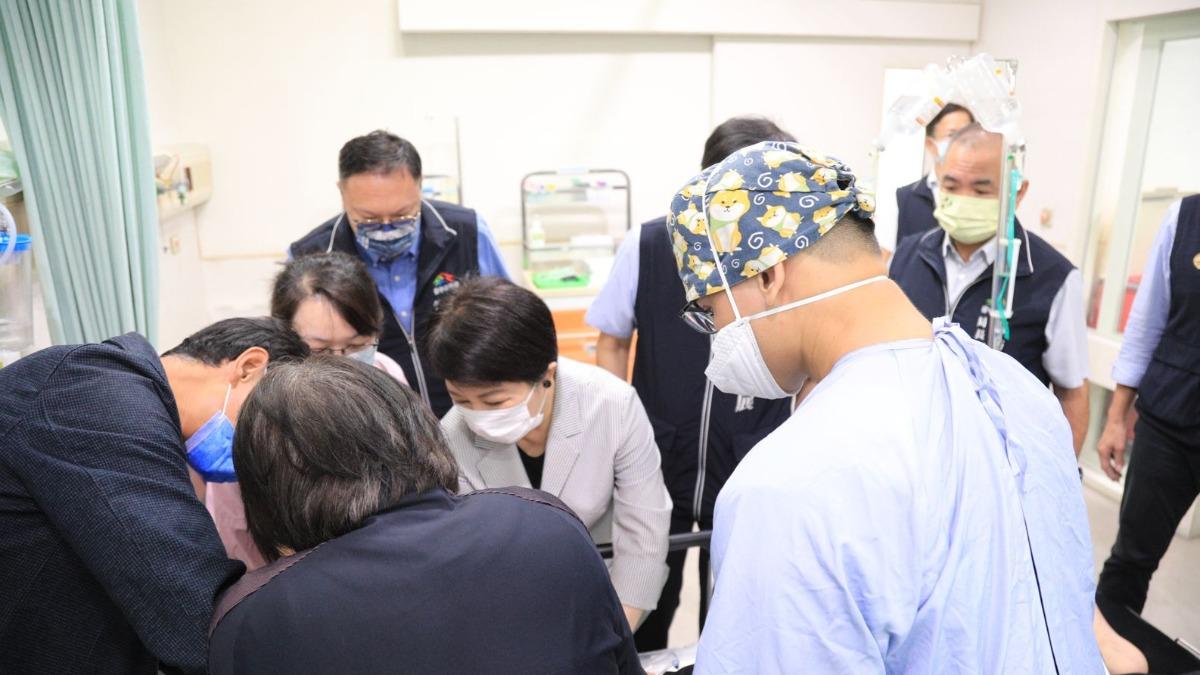 中捷被砍學生出加護病房 父喊「仇恨沒用」:凶嫌爸媽一樣很心痛