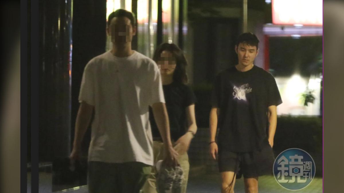 事業重新起飛遇母喪!阮經天深夜街頭眉頭深鎖 憔悴模樣曝