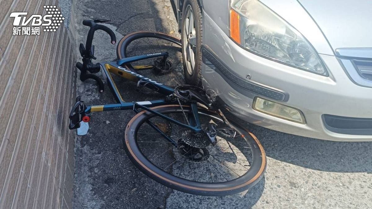 不是普通腳踏車!輾過16萬公路車 網驚:汽車賣掉還不夠賠