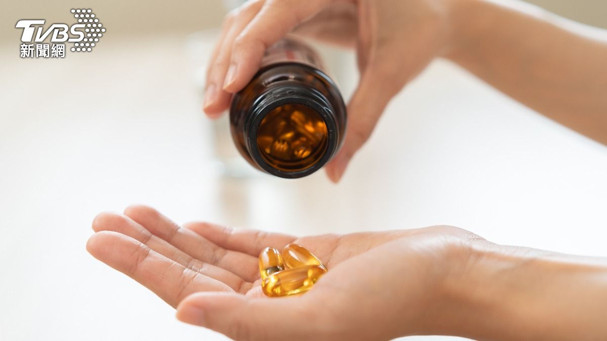 不少糖尿病患者長期服用保健食品，導致腎功能快速惡化。（示意圖／shutterstock達志影像）