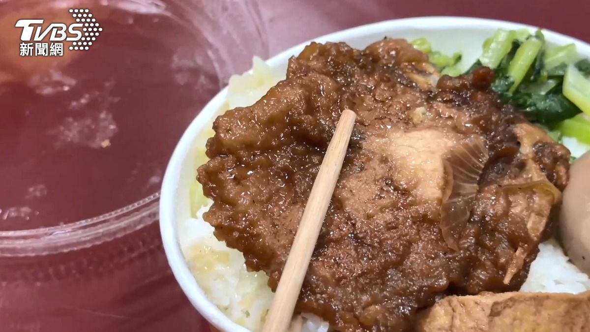 台鐵「這款便當」要價150!全場看菜色驚呼:完勝9成便當店
