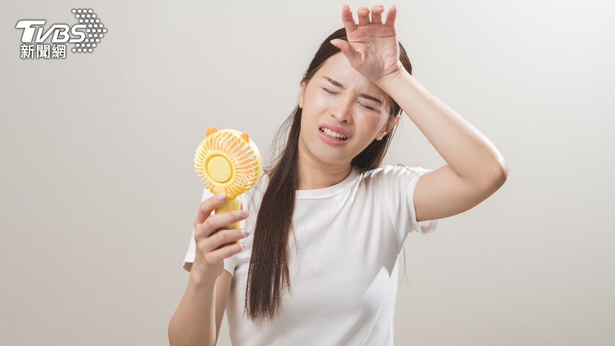夏日炎炎快中暑!快按「抗熱4穴位」 頭暈想吐1秒解
