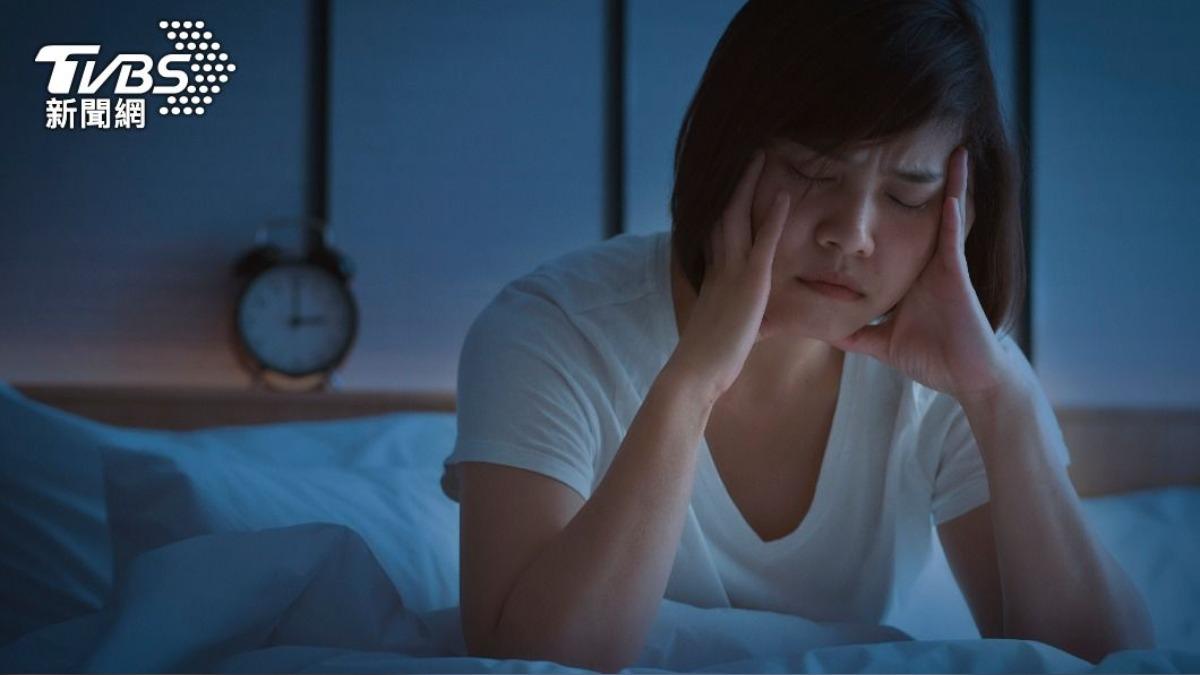 睡不著怎麼辦?專家曝5大「助眠營養素」 3行為睡前千萬別做