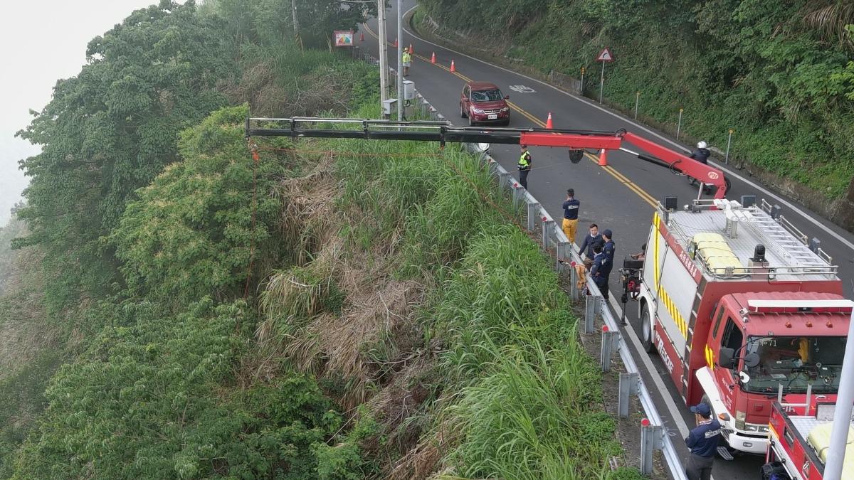 阿里山公路墜谷男找到了!搜救12日尋獲腫脹遺體 家屬悲慟認屍