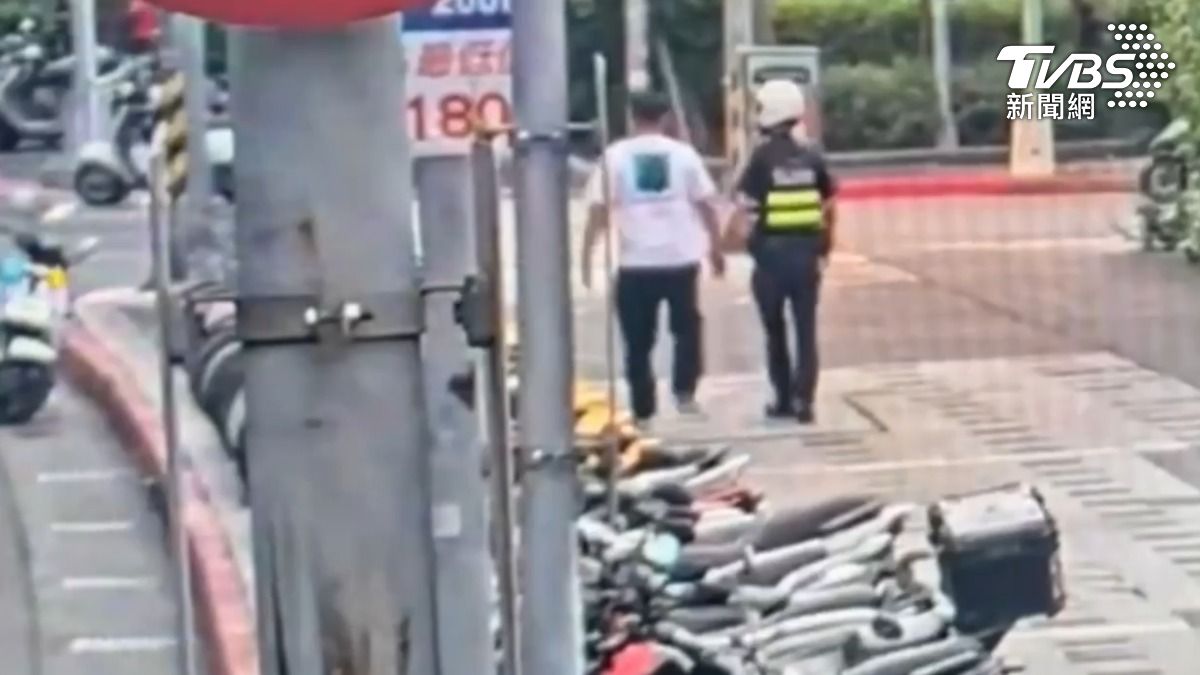 林姓警員酒駕被攔查。(圖/TVBS)