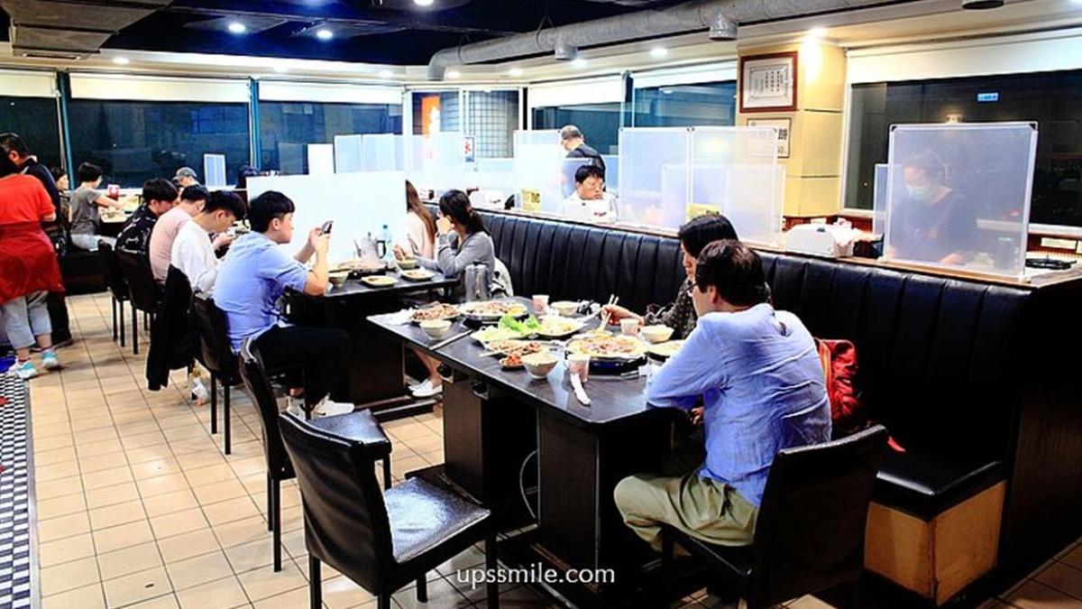 半開放式空間適合２人或４人聚餐。（圖／UPSSMILE向上的微笑萍子提供）