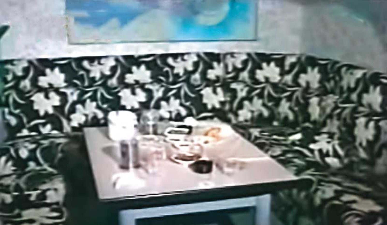 嘉義2名員警在卡拉OK店遭槍殺,消息曝光,震驚全台。(圖/東森新聞提供)