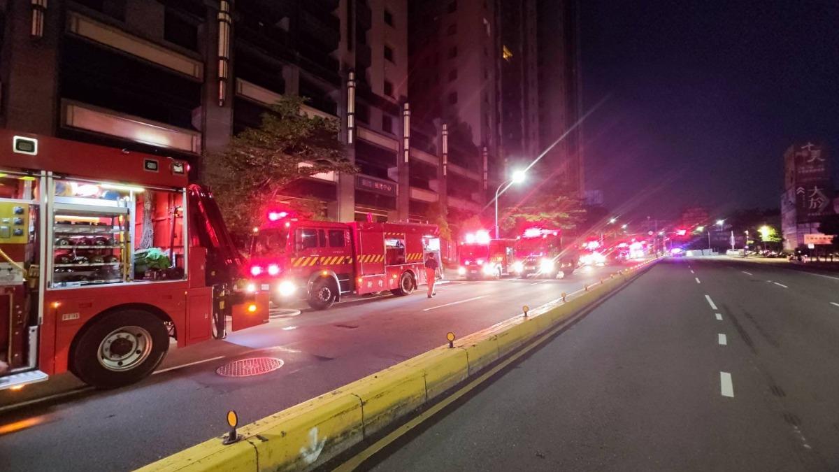竹科新貴聚集地大火「百戶困家中」!慈雲路單向全線封閉