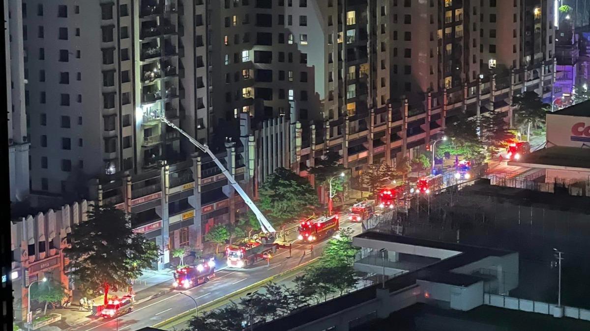 韓國職員困新竹火場電梯!用力掰門露一條縫「濃煙灌進」卻成求生關鍵