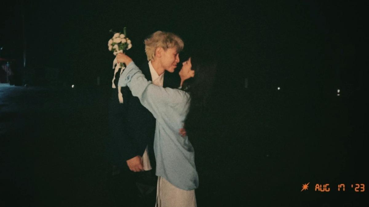顏佑庭與老婆相當甜蜜。(圖/翻攝自顏佑庭臉書)