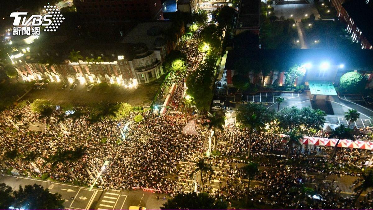 10萬人包圍立院!兒醫病童吵到不能睡 家長崩潰:還到病房拍照
