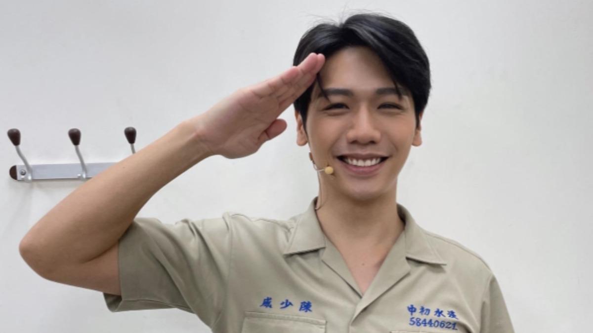 台藝人急表態！男星跟喊「都是中國人」　遭網譏沒人想鳥他