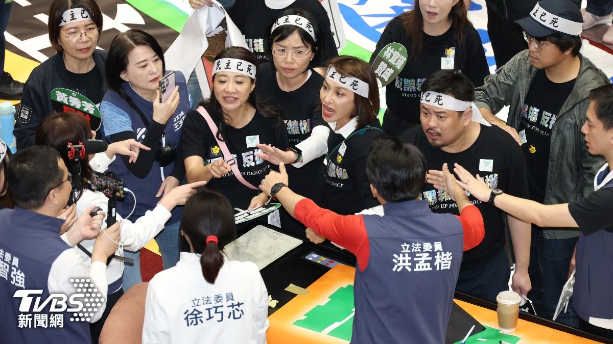 朝野衝突「罷免名單」瘋傳 黃暐瀚點名這1類立委小心了!