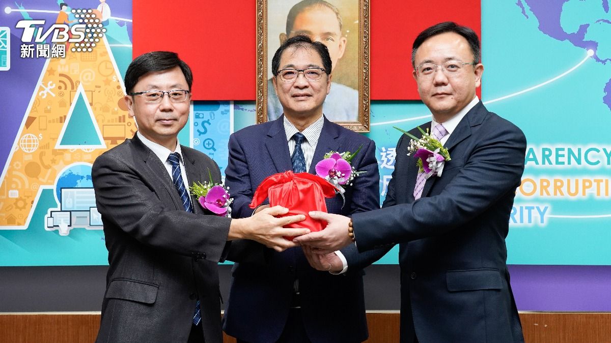 廉政署新署長馮成今上任 法務部長提5大期許