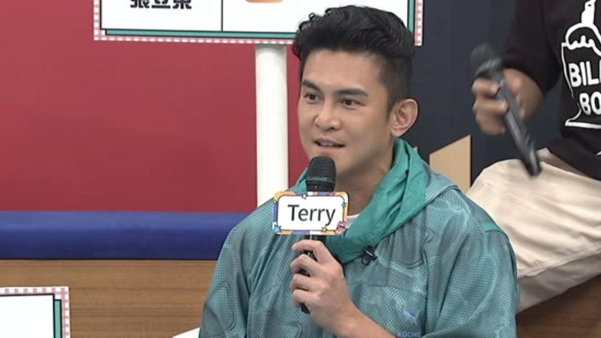 已婚男星收「18歲狂粉私處照」！扯出圈內人上勾　歌手老婆也遭殃