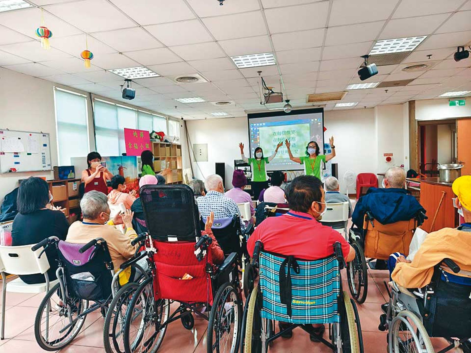懷寧護理之家收容逾百位住民,每月營業額約600萬元。(圖/翻攝自桃園市私立懷寧護理之家臉書)