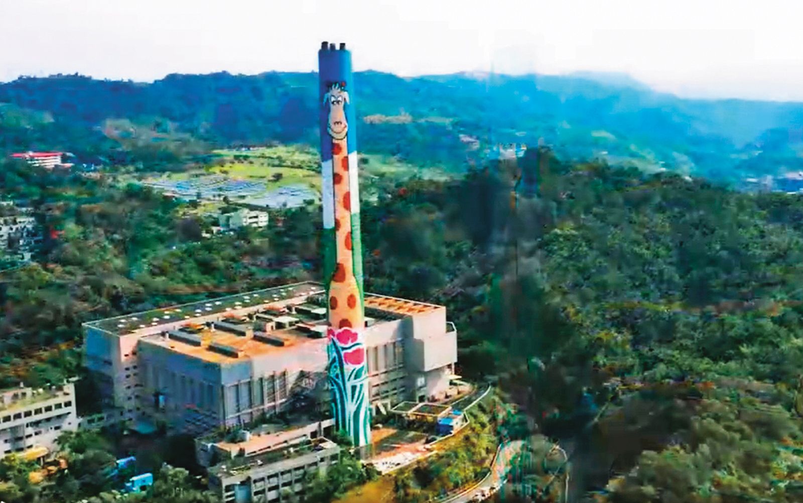 檢廉懷疑陳重文施壓北市府,讓廠商取得環保局木柵焚化廠(圖)的廚餘固渣產製堆肥委託勞務案,正追查是否有共犯。(圖/翻攝自北市環保局臉書)