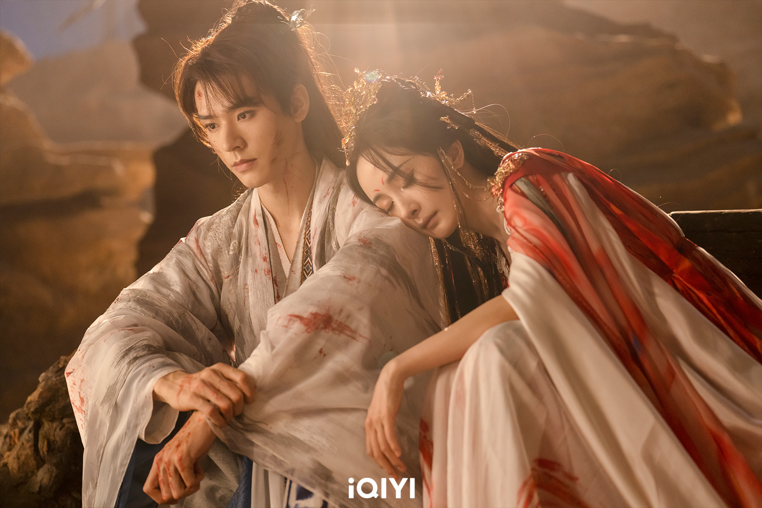 楊冪、龔俊主演的《狐妖小紅娘月紅篇》開播後話題不斷。（圖／iQIYI國際站提供）