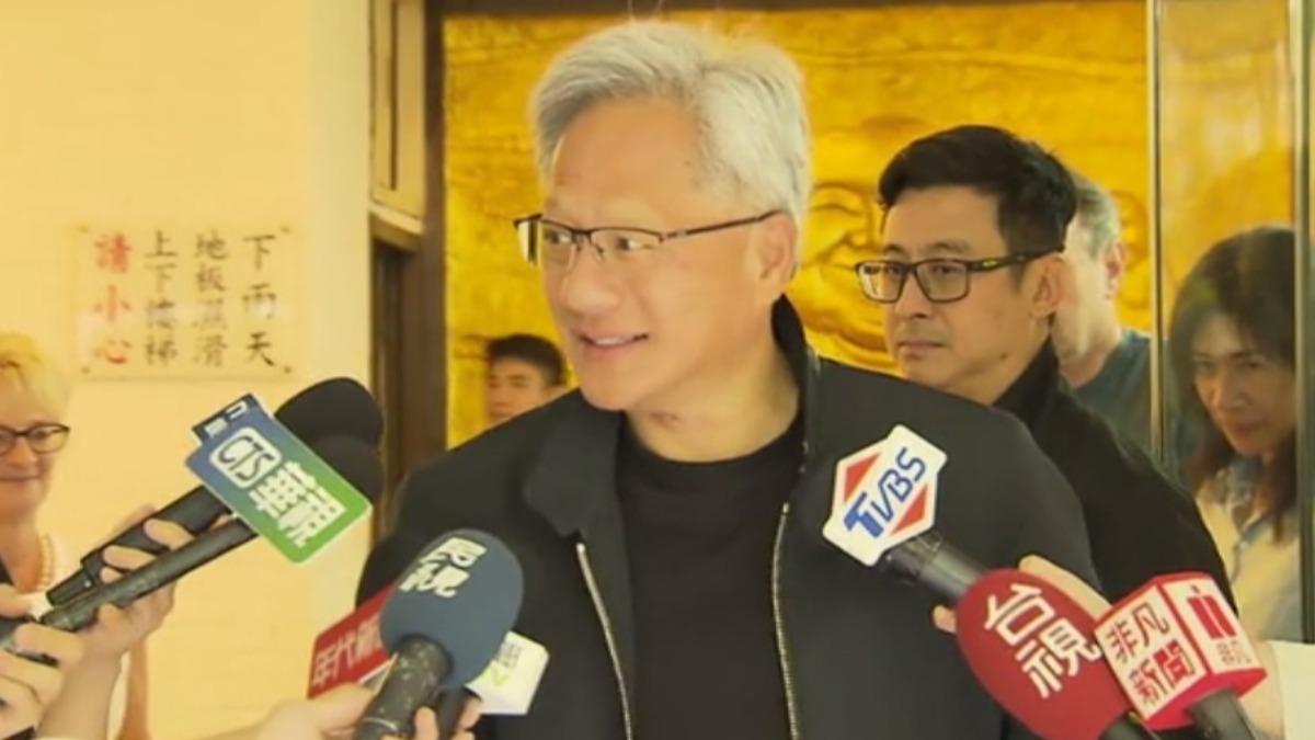 AI教父、輝達執行長黃仁勳來台。(圖/TVBS)