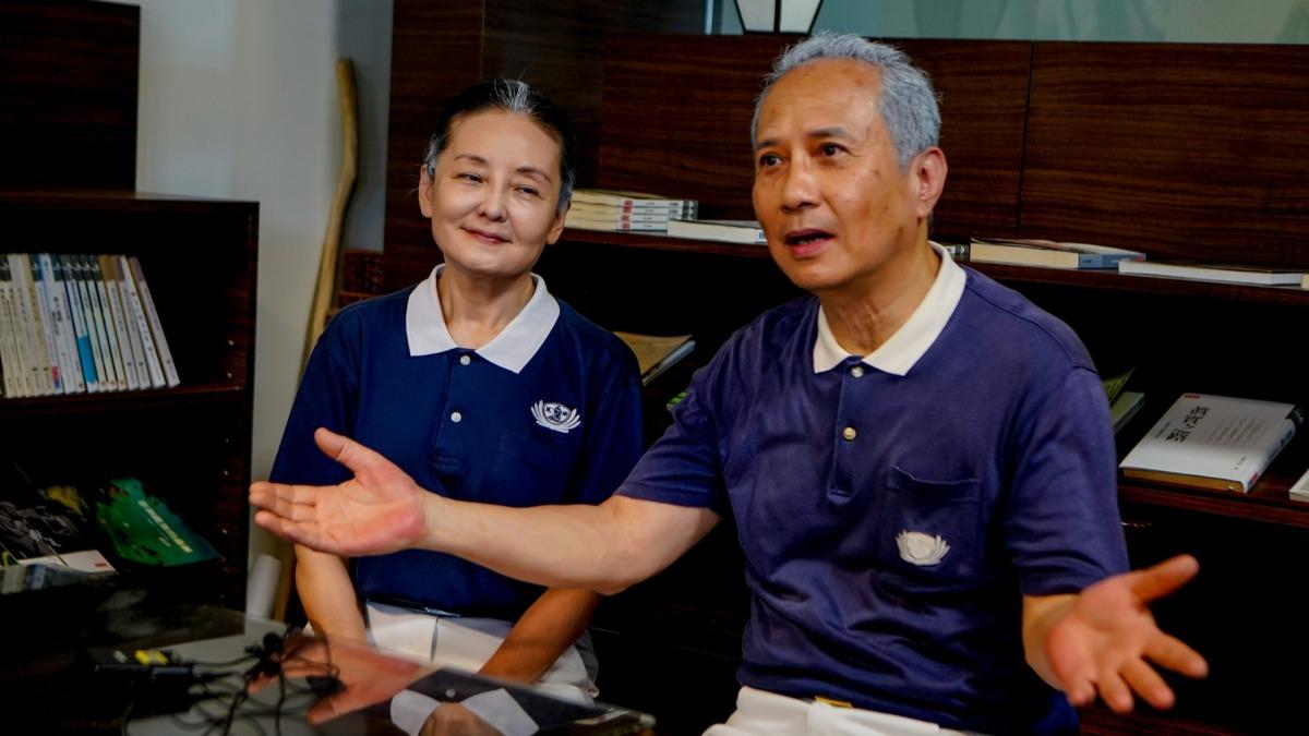 「花系列」男星頭髮全白認不出!隔33年合體王淑娟:我嚇一跳