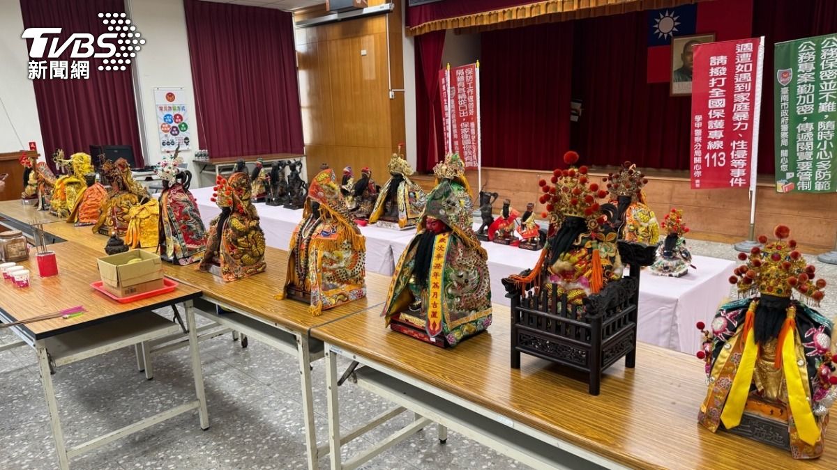 多間廟宇受害!2男「請神不還」 警救出27尊落難神明