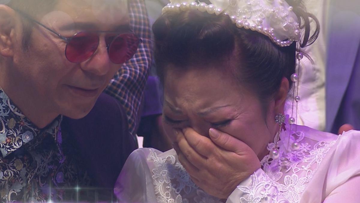 白冰冰錄影中突崩潰爆哭! 激動泣訴「我現在是孤兒」畫面流出惹鼻酸