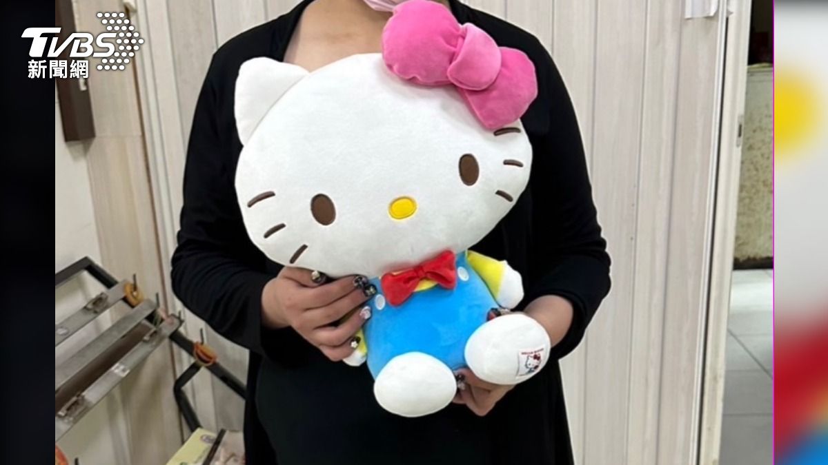 愛Kitty成痴!女子連偷3店 遭逮又被查到藏毒