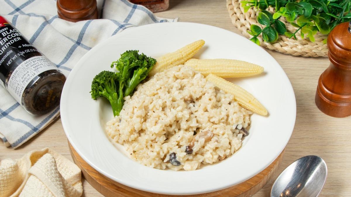 只要是宜蘭人,送原價200元的「法式牛肝菌燉飯」。(圖/瀧厚炙燒熟成牛排提供)