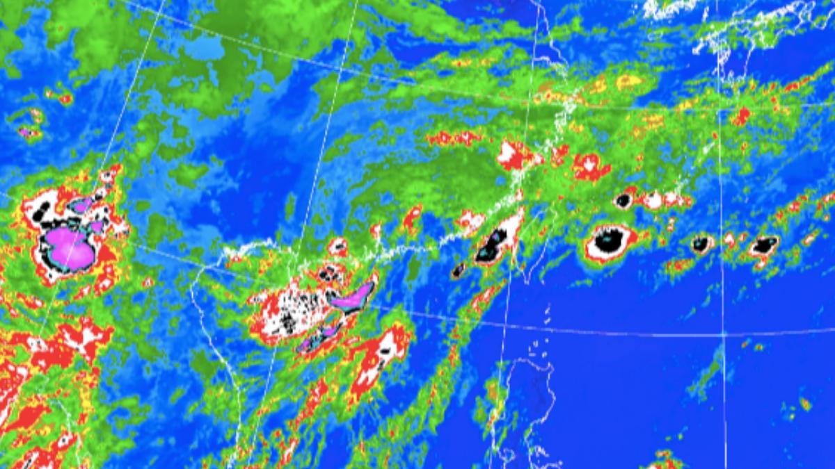 馬力斯強度減弱。(圖/氣象署)