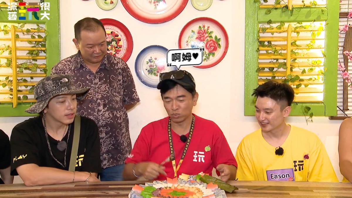 《綜藝玩很大》馬來西亞爆意外!錄影中斷 男星「誤撞玻璃門」當場掛彩