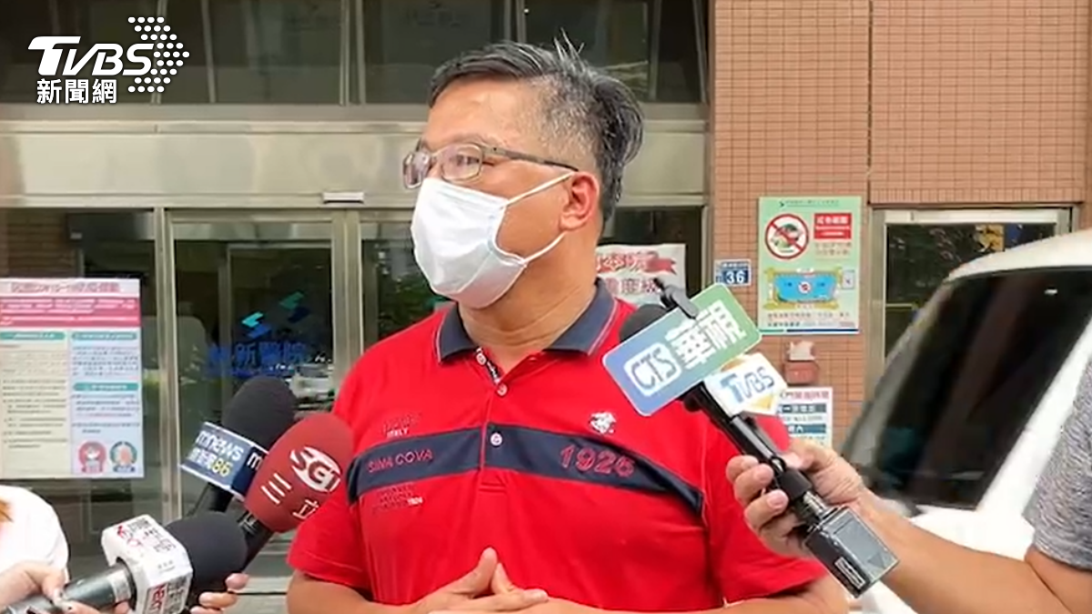 呂父出面受訪。(圖/TVBS)