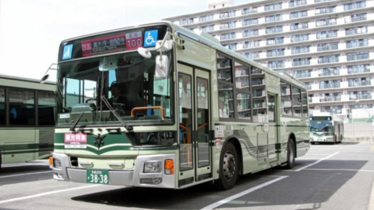 京都推出觀光特急巴士。(圖/翻攝自京都市note)
