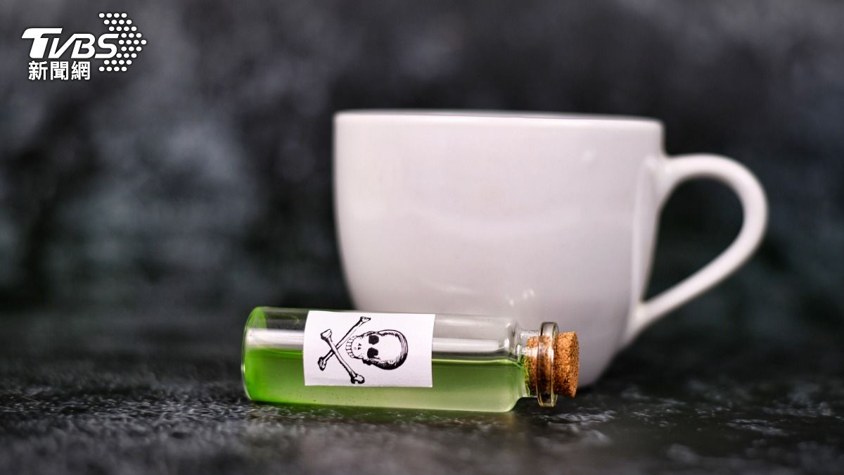 肯諾耶在泡給萊利的甜茶中下毒。（示意圖／達志影像shutterstock）